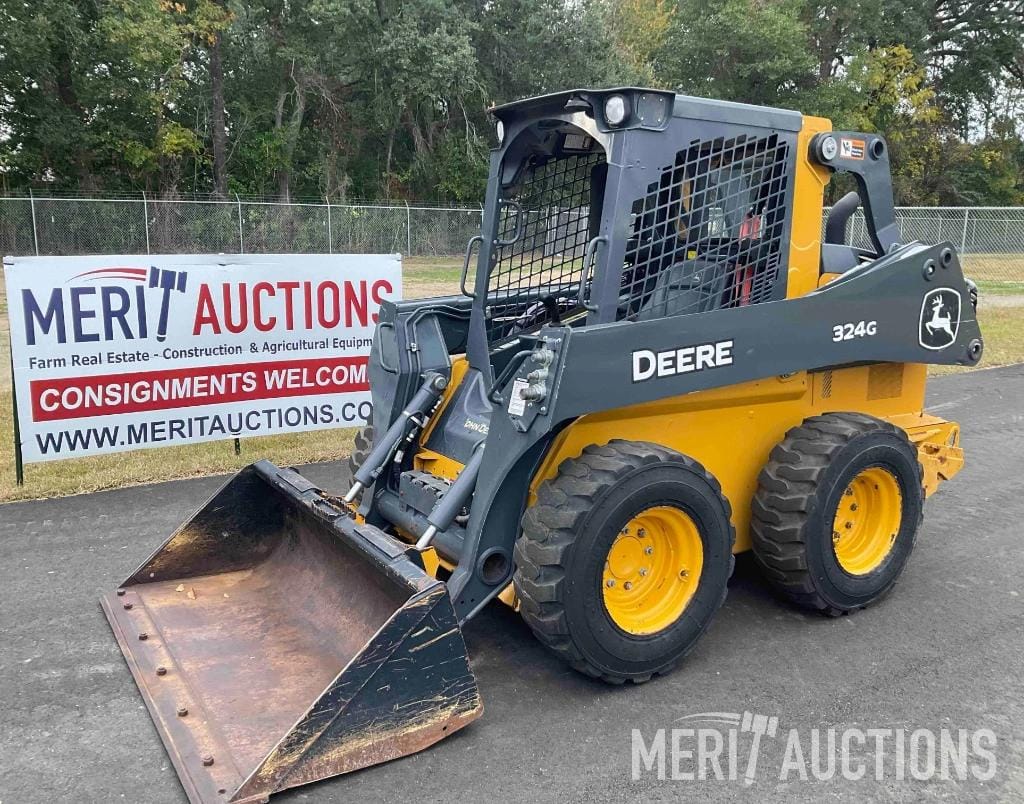 2023 John Deere 324G Equipment Image0
