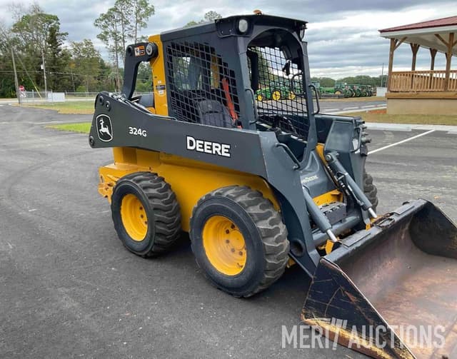 Image of John Deere 324G equipment image 2