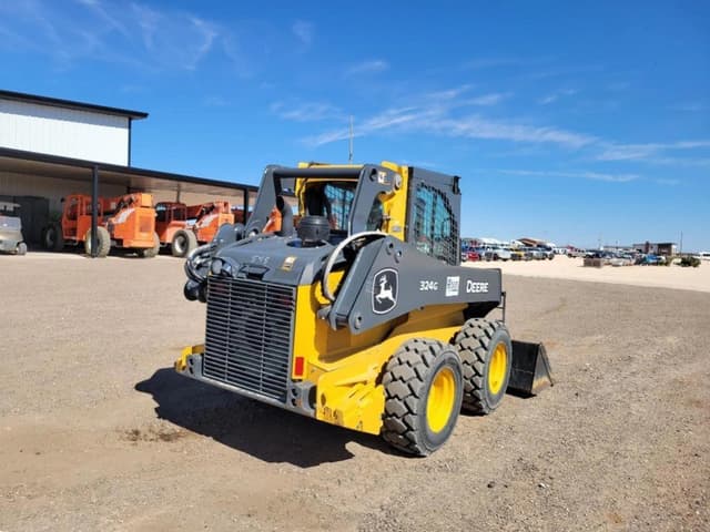 Image of John Deere 324G equipment image 4