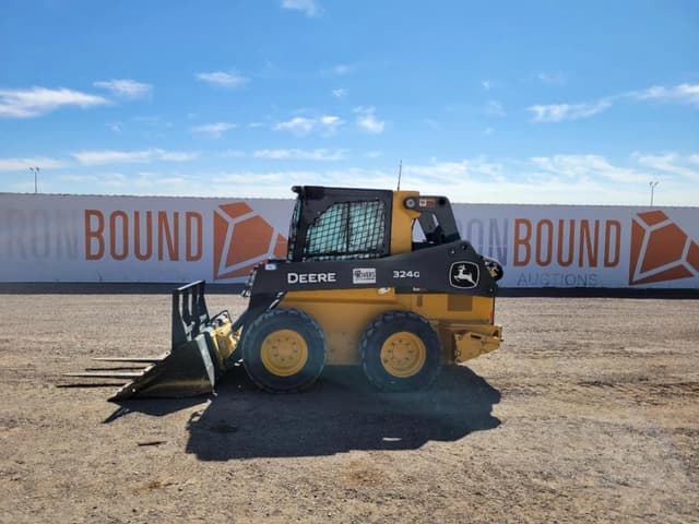 Image of John Deere 324G equipment image 1