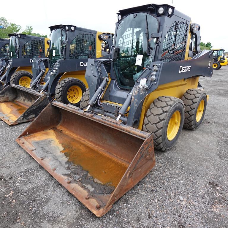 Image of John Deere 324G Primary image