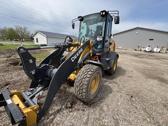 Image of John Deere 324L Primary image