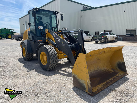 Image of John Deere 324L equipment image 2