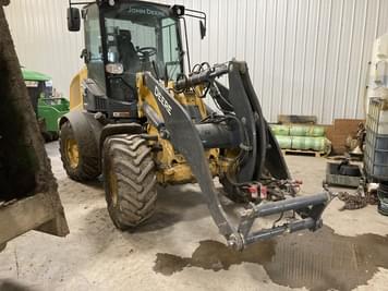 Main image John Deere 324L