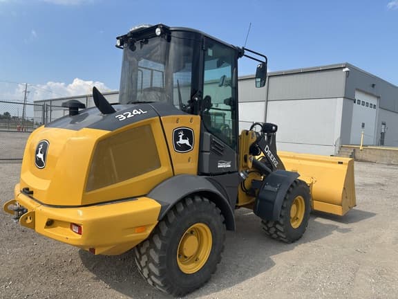 Image of John Deere 324L equipment image 2