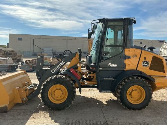 Image of John Deere 324P equipment image 1