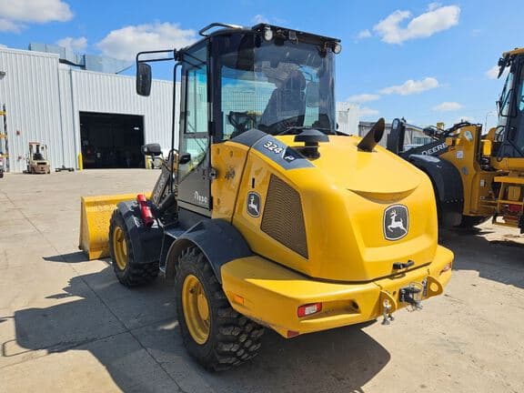 Image of John Deere 324P equipment image 1