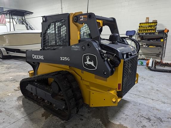 Image of John Deere 325G equipment image 2