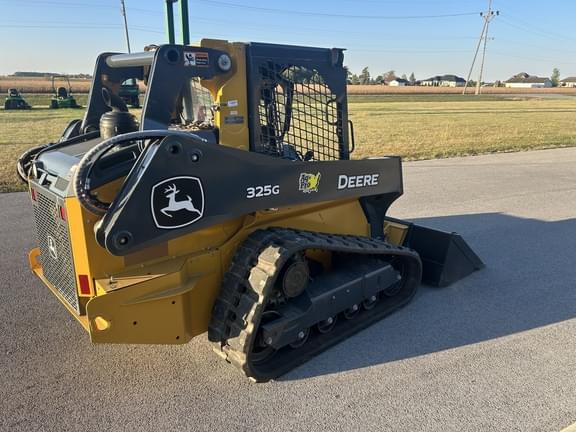 Image of John Deere 325G equipment image 2