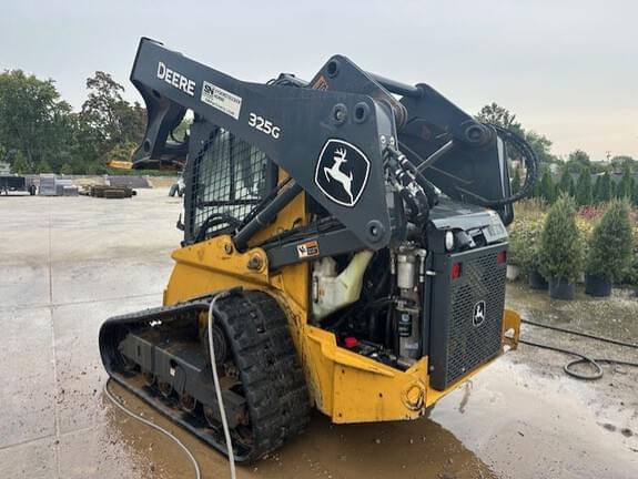 Image of John Deere 325G equipment image 2