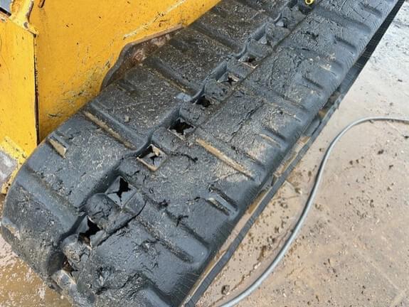 Image of John Deere 325G equipment image 1