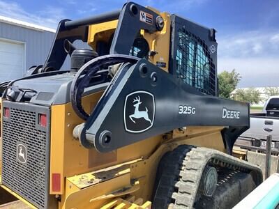 2023 John Deere 325G Equipment Image0