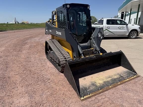 Image of John Deere 325G equipment image 1