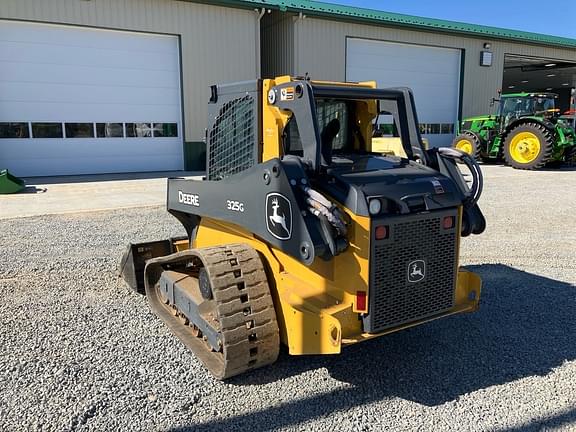 Image of John Deere 325G equipment image 2