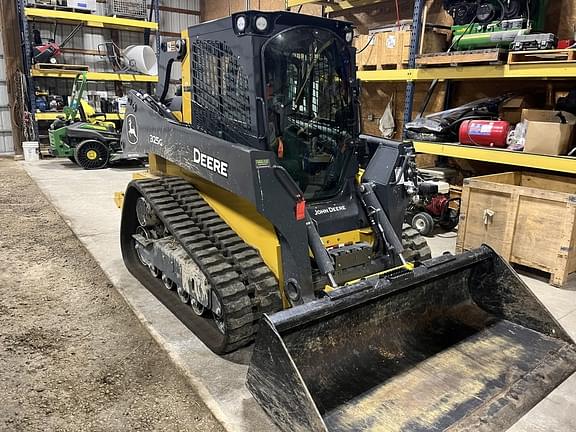 Image of John Deere 325G equipment image 3
