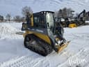 2023 John Deere 325G Image