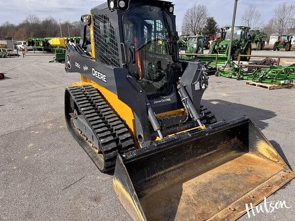 Image of John Deere 325G Primary image