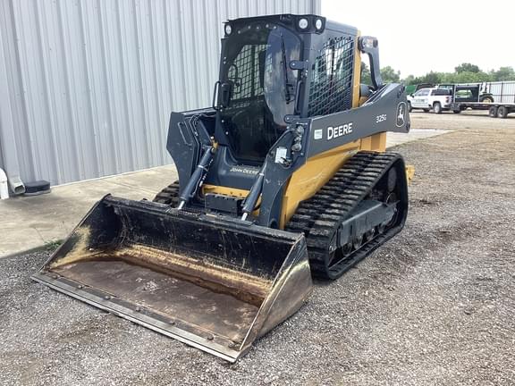 Image of John Deere 325G equipment image 1