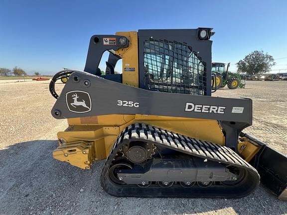 Image of John Deere 325G equipment image 3