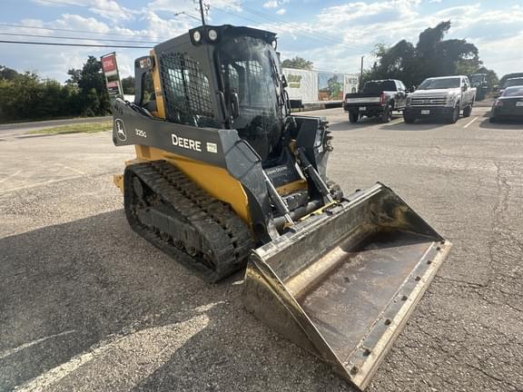 Image of John Deere 325G equipment image 4