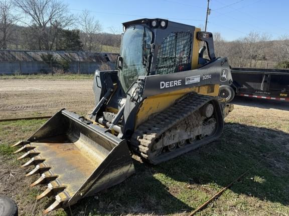 Image of John Deere 325G equipment image 4