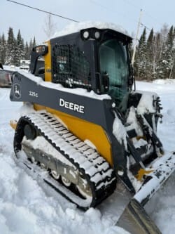 2023 John Deere 325G Equipment Image0