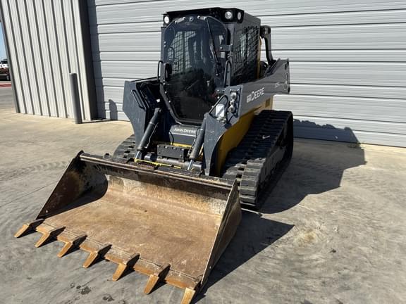 Image of John Deere 325G equipment image 2