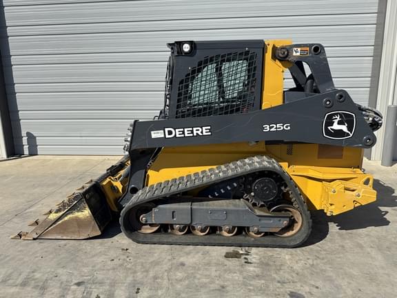 Image of John Deere 325G Primary image