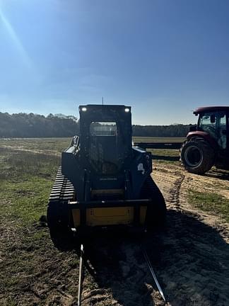 Image of John Deere 325G Primary image