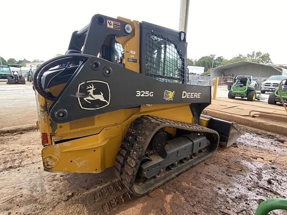 Image of John Deere 325G equipment image 2