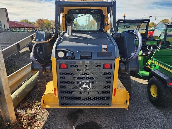 Image of John Deere 325G equipment image 4