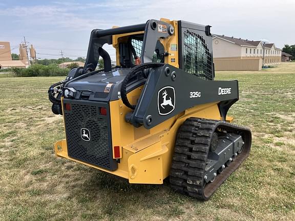 Image of John Deere 325G equipment image 3