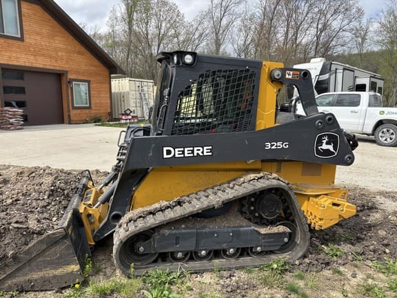 Image of John Deere 325G equipment image 1