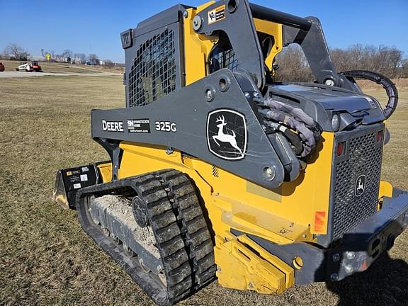 Image of John Deere 325G equipment image 3