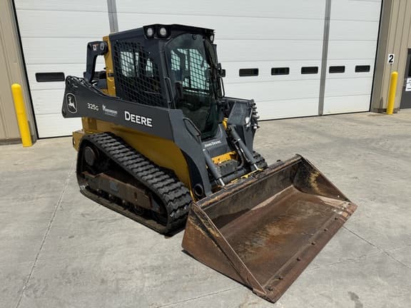 Image of John Deere 325G Primary image