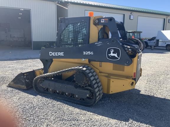 Image of John Deere 325G equipment image 2