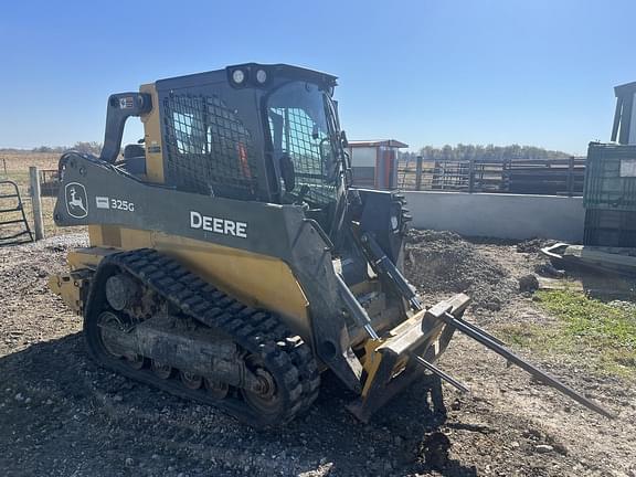 Image of John Deere 325G equipment image 4