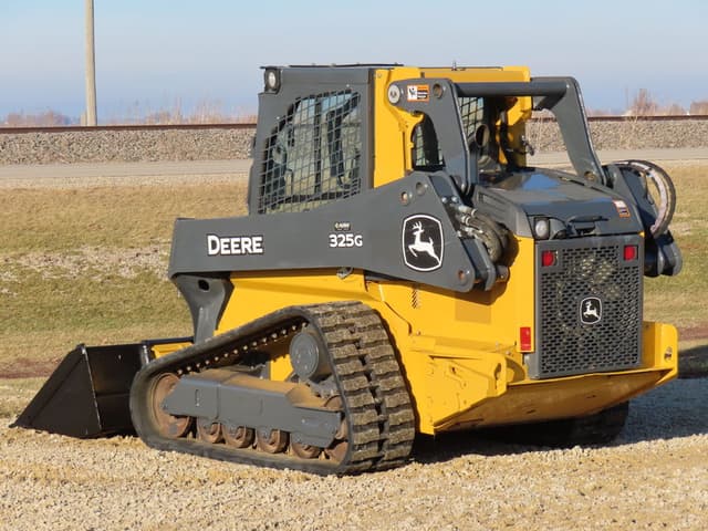 Image of John Deere 325G equipment image 2