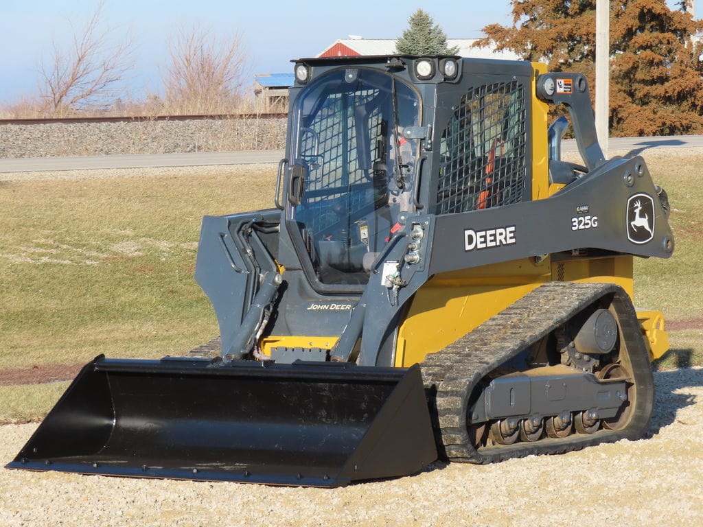 2023 John Deere 325G Equipment Image0