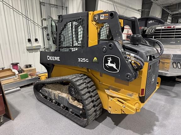 Image of John Deere 325G equipment image 2