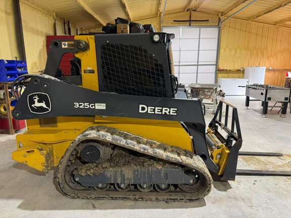 Image of John Deere 325G equipment image 3