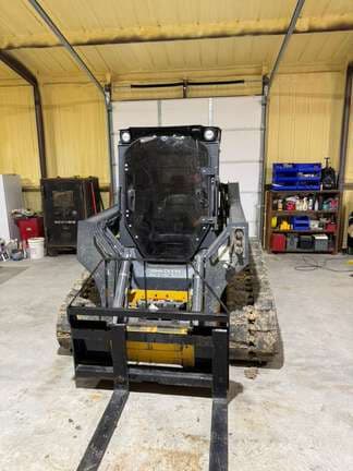 Image of John Deere 325G equipment image 2