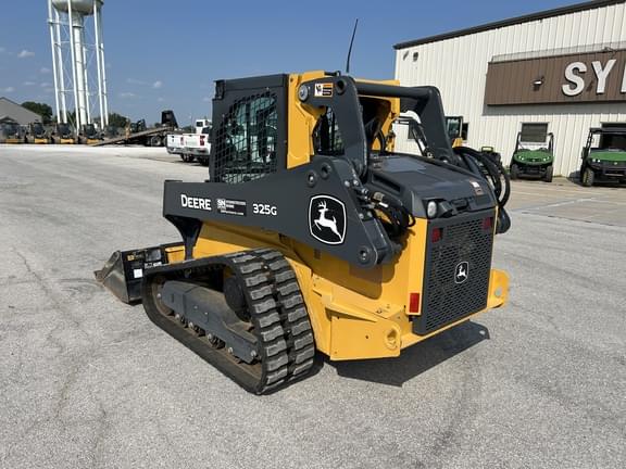 Image of John Deere 325G equipment image 3