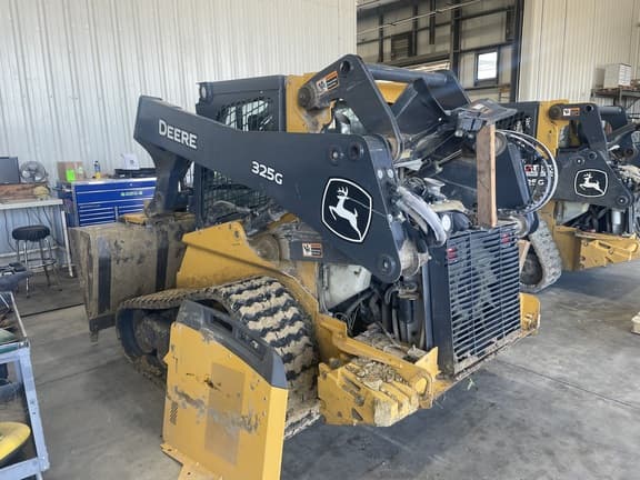 Image of John Deere 325G equipment image 2