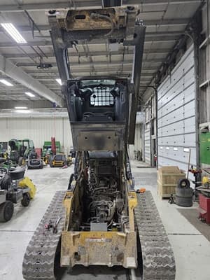 2023 John Deere 325G Image