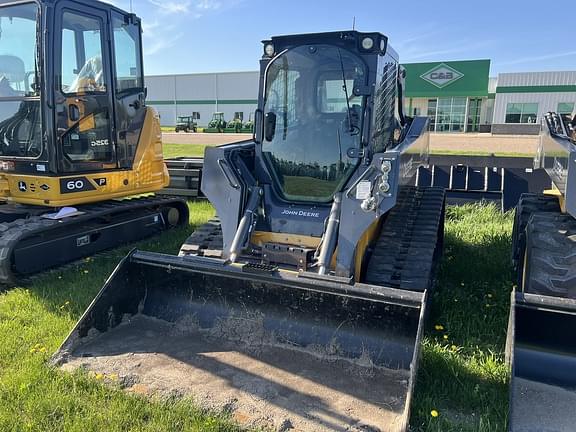 Image of John Deere 325G equipment image 4