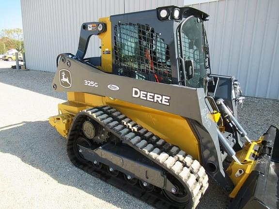 Image of John Deere 325G equipment image 4