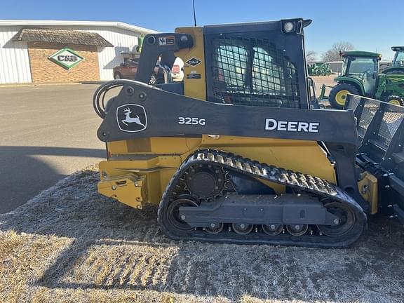 Image of John Deere 325G equipment image 1