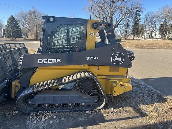 Image of John Deere 325G equipment image 4