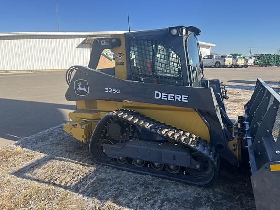 Image of John Deere 325G equipment image 1